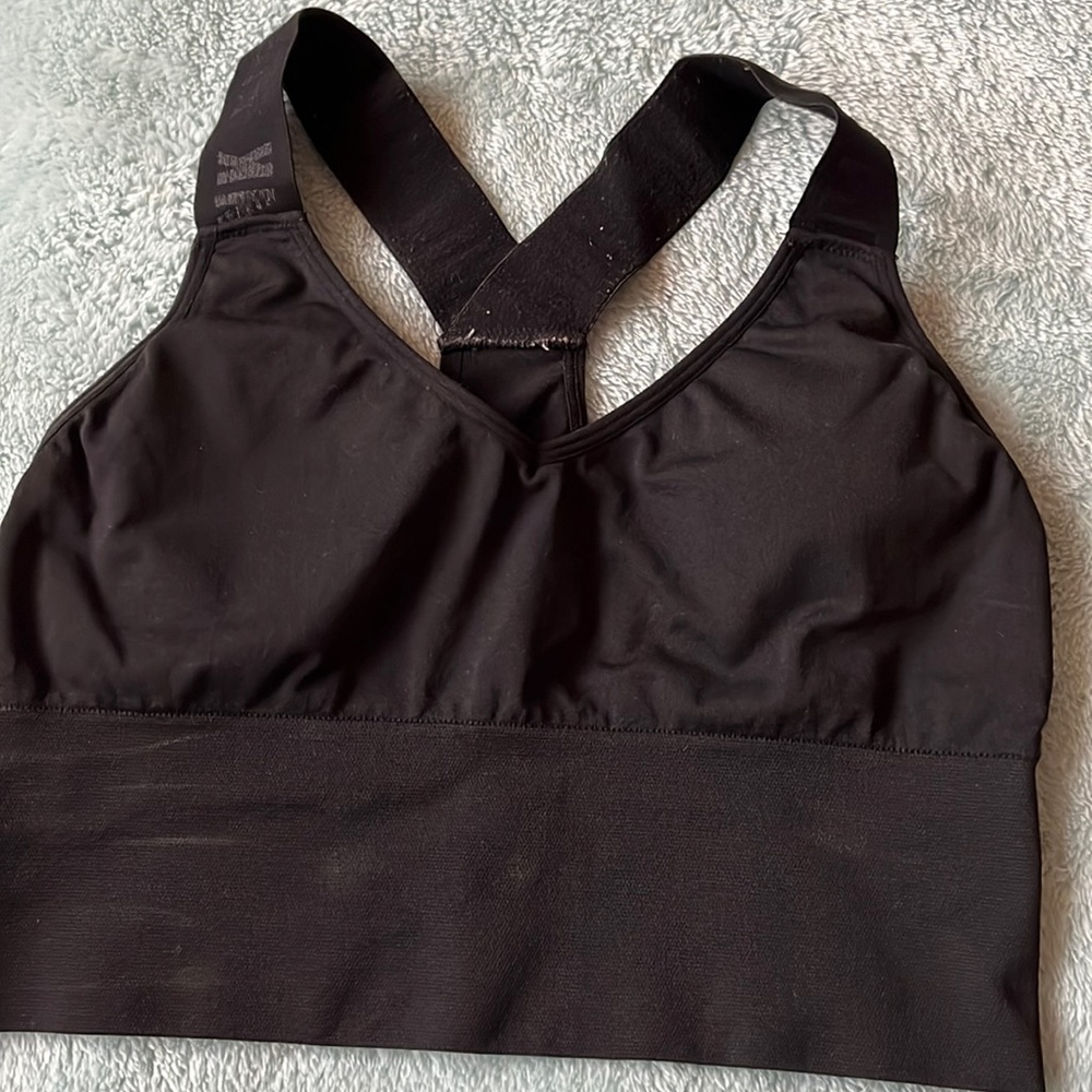 Vs pink sport bra